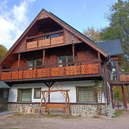 招待所 Kurzacka 斯克拉斯卡波伦巴