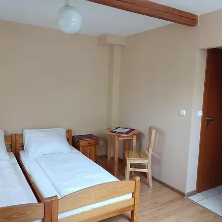 Kurzacka 招待所 斯克拉斯卡波伦巴