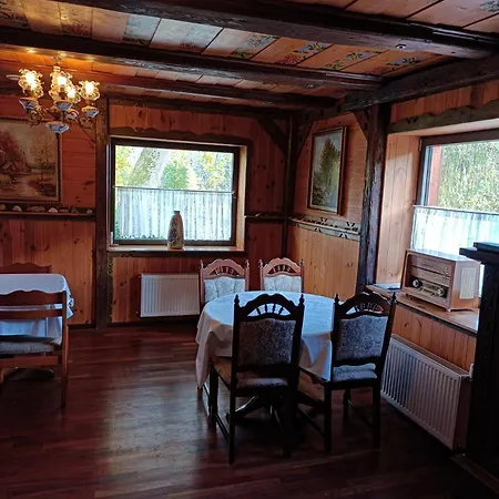 Kurzacka 招待所 斯克拉斯卡波伦巴