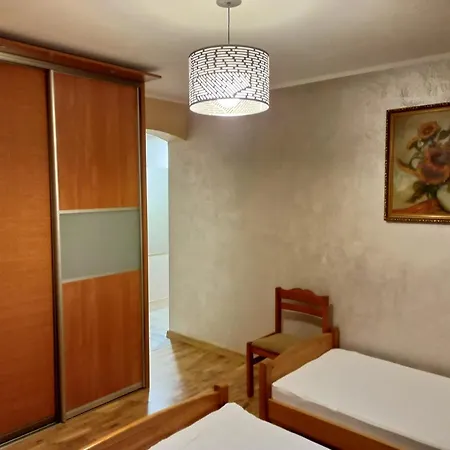 招待所 Kurzacka 斯克拉斯卡波伦巴